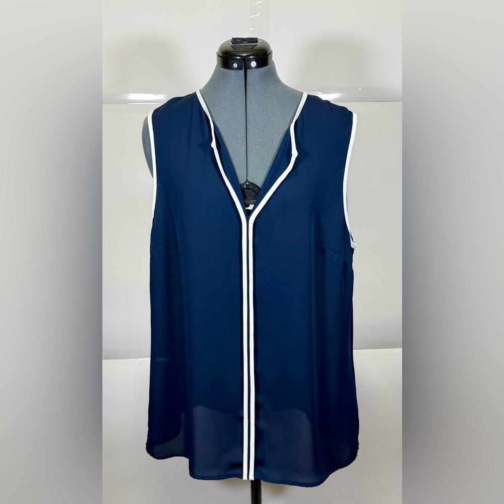 Sleeves Less Blue White Line Le Chateau Blouse